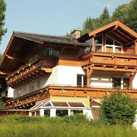 Splendid In Zell Am With Garden Apartment